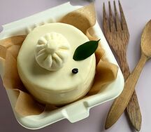 Бенто-торт с хинкали белый