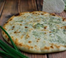 С сыром и зелёным луком