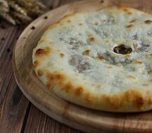 С мясом и капустой