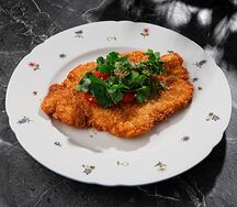 Шницель куриный с зеленью