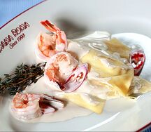 Равиоли с тигровыми креветками