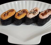 Запечённые суши ассорти