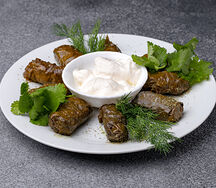 Долма из винoградных листьев