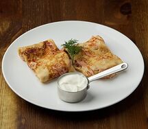 Блинчики с ветчиной и сыром