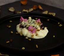 Ганаш из белого шоколада с голубым сыром