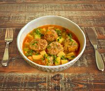 Суп с тефтелями