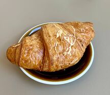 Круассан ветчина и сыр