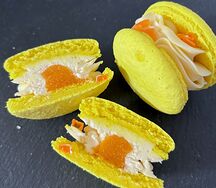 Макарон чизкейк-маракуйя