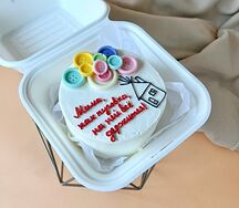 Бенто-торт Мама, как пуговка, на ней все держится