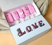 Подарочный набор чизкейков на 14 февраля