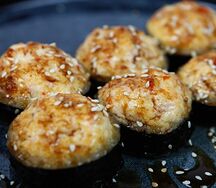 Запеченный ролл с креветкой и крабом