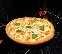 Пицца с грушей и сыром дорблю