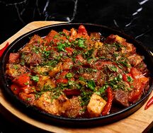 Жаркое по-армянски со свининой