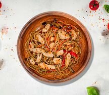 Лапша пшеничная с курицей