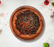 Лапша гречневая с овощами