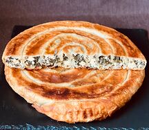 Сербский пирог Бурек с курицей и грибами 