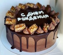 Торт Сникерс