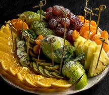 Ассорти сезонных фруктов