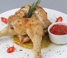 Цыпленок с картофелем и домашней аджикой 1 шт