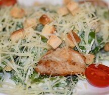Цезарь с курицей