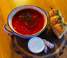 Борщ с пампушками