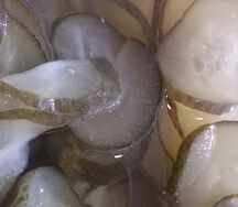 Огурчики маринованные