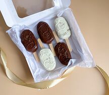 Пирожное Картошка в виде эскимо в молочном и белом шоколаде