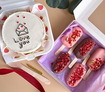 Набор: бенто-торт Love you с конвертом и ассорти чизкейков