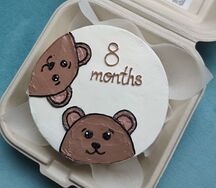 Бенто-торт на 8 месяцев с мишками