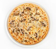 Пицца с курицей и грибами