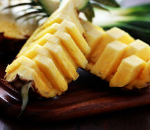 Ananas en pirogue