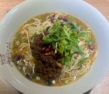Жареный фарш с грибами и лапшой