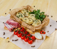 Манты с бараниной