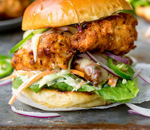 Crispy chicken burger