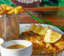 Escalope de poulet milanaise avec sa sauce tomate