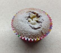 Кекс со сгущёнкой и грецким орехом