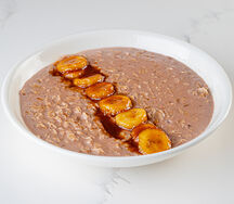 Каша овсяная с бананом и какао