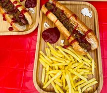 Menu chili hot dog