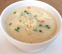 Soupe aux choux fleurs et aux amandes