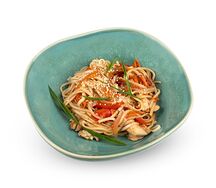 Остро-сладкий Wok с курицей