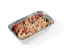 Удон сливочный с лососем и креветкой