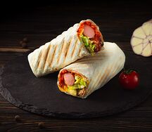 Хот-дог Баварский в лаваше