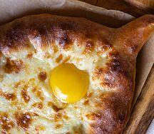 Хачапури по-аджарски
