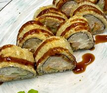 Ролл жареный с креветкой