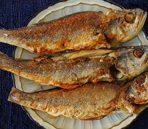Poisson frit avec attieké