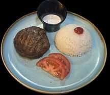 Котлета оригинальная с рисом