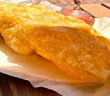 Чебурек с сыром и томатом