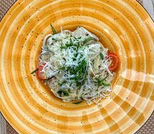 Паста с курицей и грибами