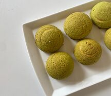 Пирожное Шу с фисташкой