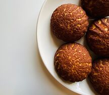 Пирожное Шу с карамелью